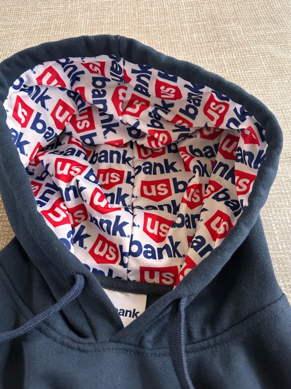 US Bank Hoodie Men’s Medium Navy Pullover Logo Sweatshirt Corporate Promo - Picture 6 of 13